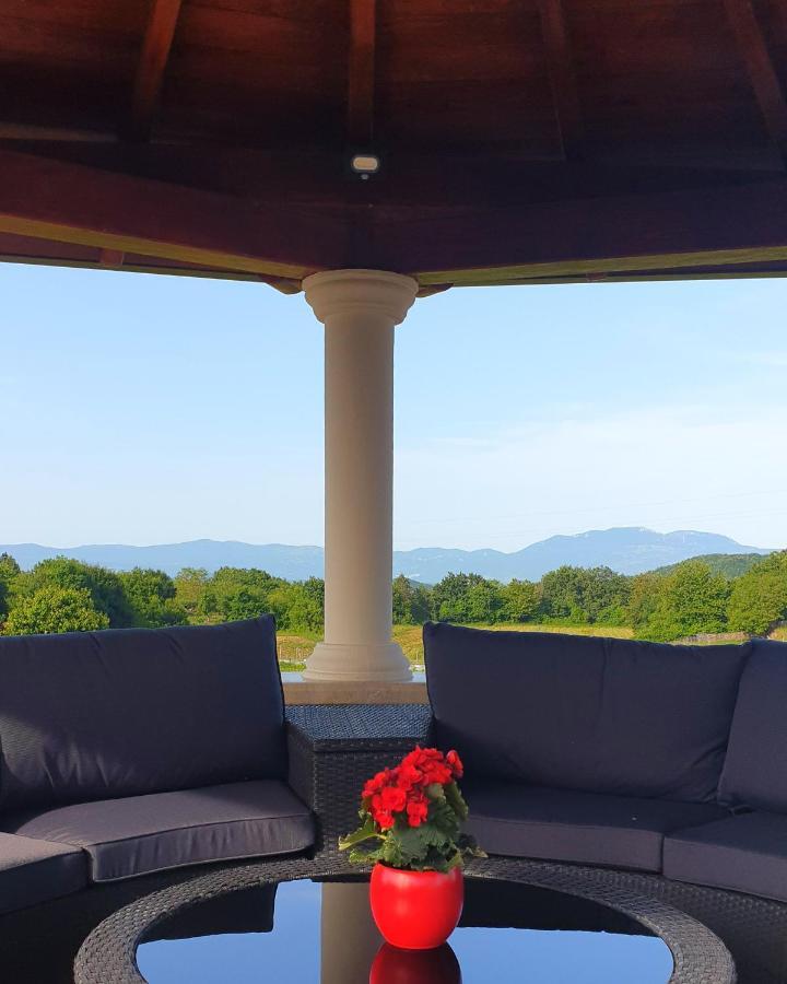 Holiday Apartment Villa Bianca Pazin Luaran gambar